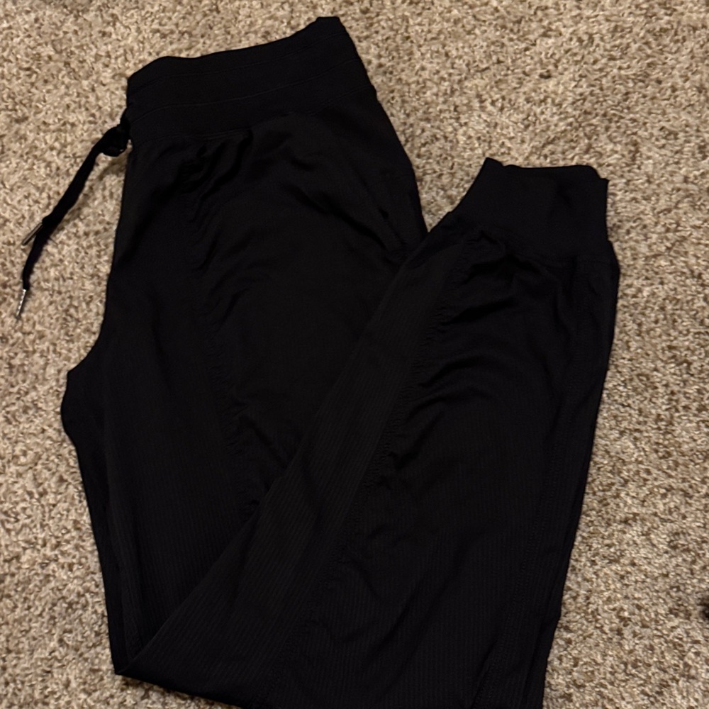 Lululemon black dance studio joggers